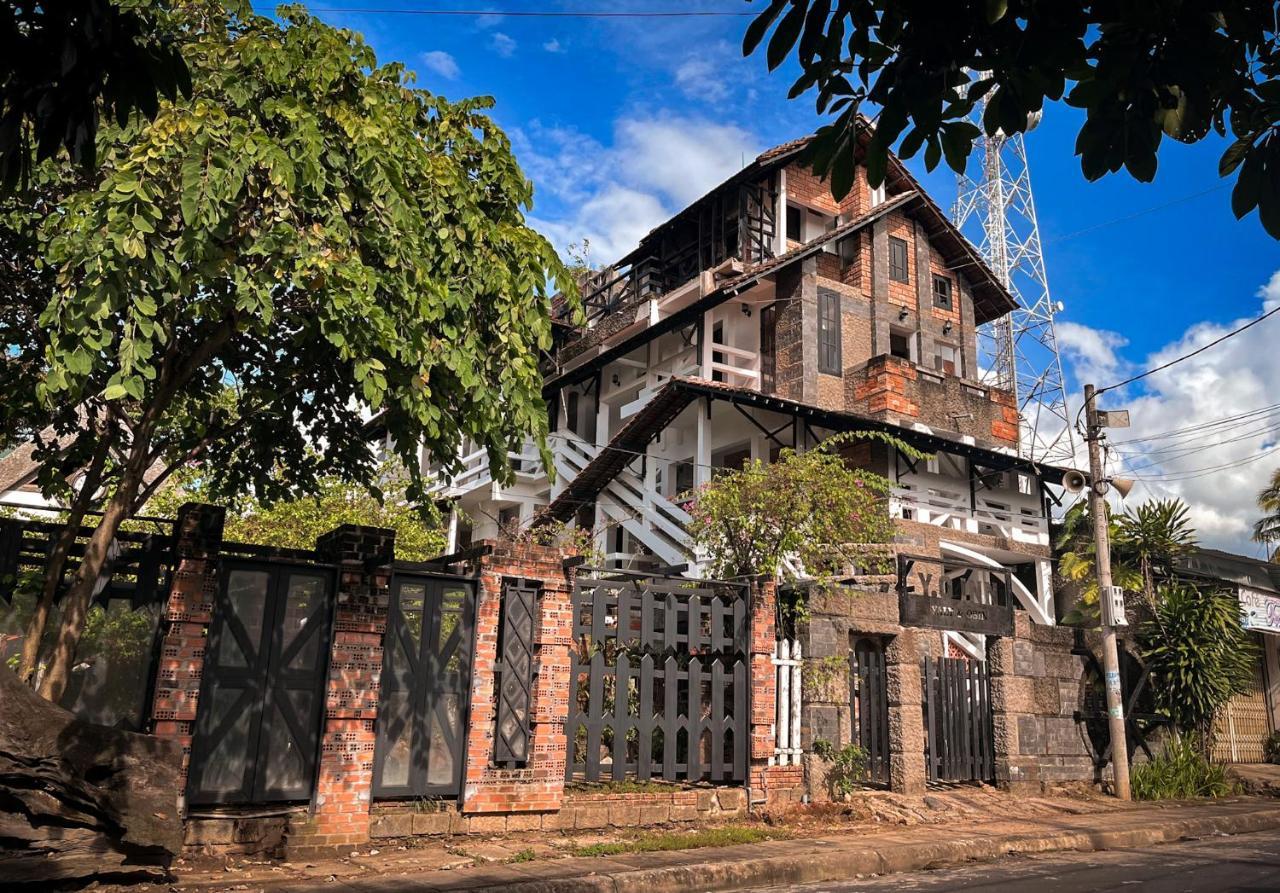 Y.O Inn Tỉnh Kontum Exterior foto