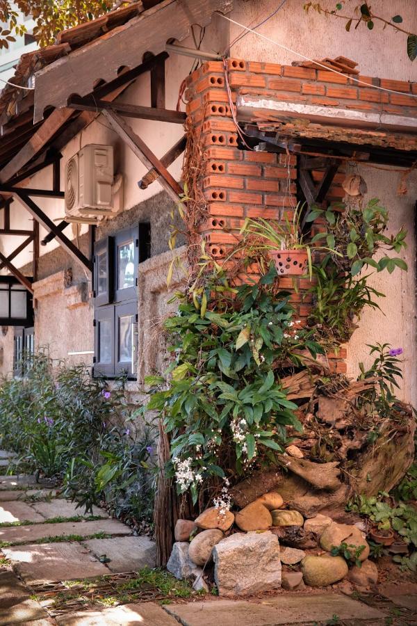Y.O Inn Tỉnh Kontum Exterior foto
